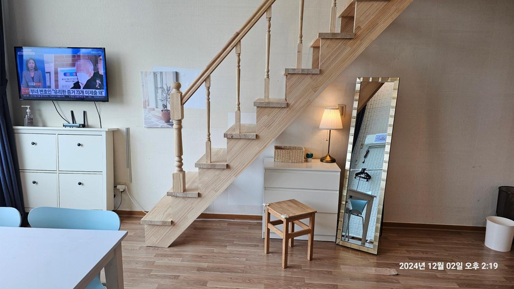 Hongdae Residence-5 1Min From Hongik Uni Station Exit #1 Seoul Exterior photo